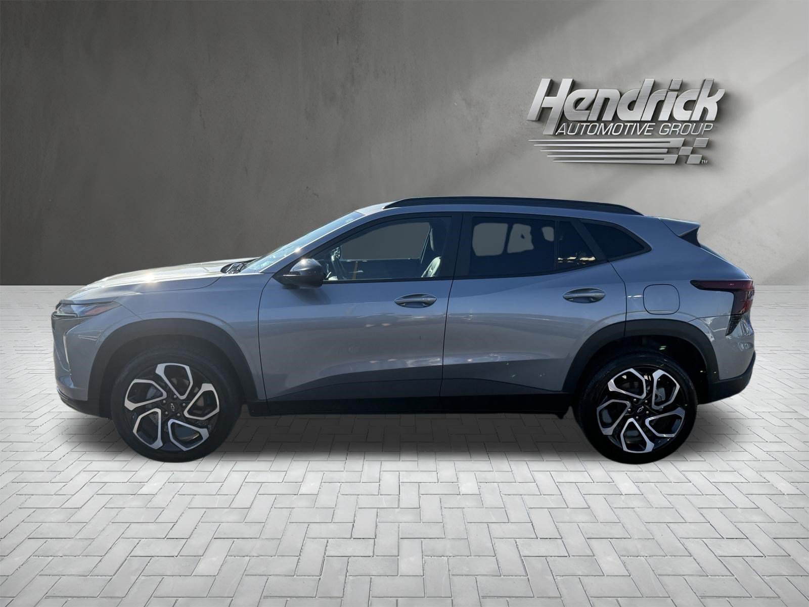Used 2024 Chevrolet Trax RS FWD image 7