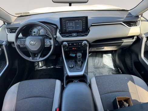 Used 2020 Toyota RAV4 XLE w/ Convenience Package AWD/4WD image 10