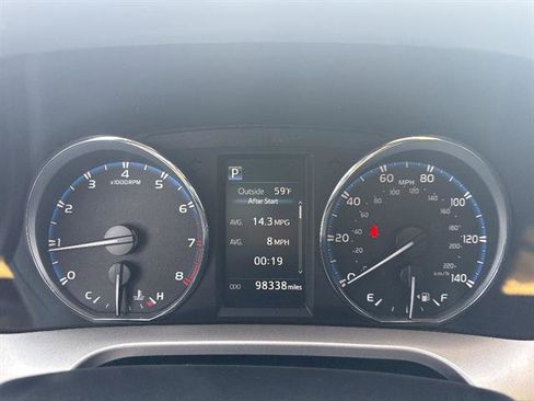 Used 2016 Toyota RAV4 XLE image 10