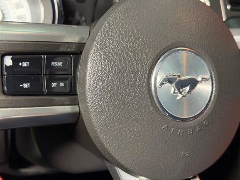 Used 2011 Ford Mustang GT RWD image 26