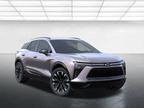 New 2025 Chevrolet Blazer EV RS image 7