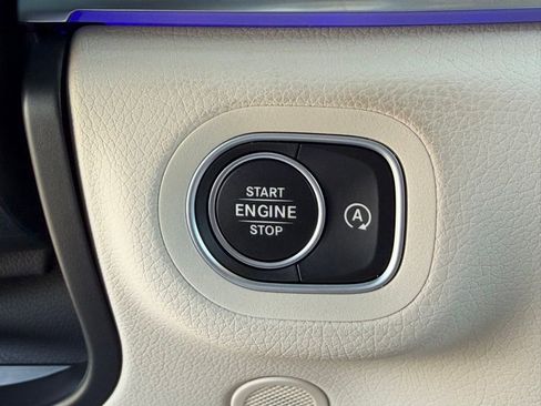 Used 2025 Mercedes-Benz GLE 350 4MATIC image 28