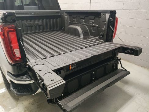 New 2026 GMC Sierra 1500 SLT w/ SLT Premium Plus Package AWD/4WD image 21