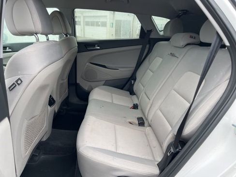 Used 2017 Hyundai Tucson Sport image 16