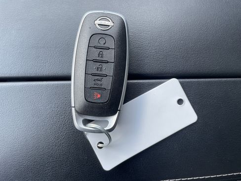 Used 2023 Nissan Rogue Platinum w/ Platinum Premium Package image 30