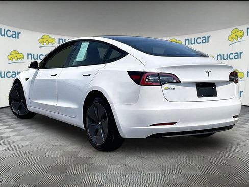 Used 2021 Tesla Model 3 Standard Range Plus RWD image 4