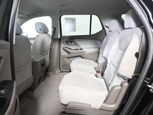Used 2019 Chevrolet Traverse LT AWD/4WD image 18