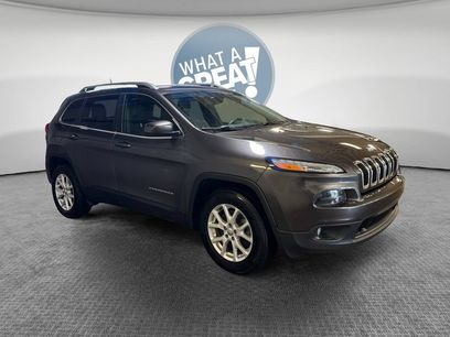 Used 2018 Jeep Cherokee Latitude Plus w/ Cold Weather Group