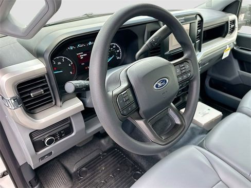 New 2025 Ford F550 2WD Regular Cab Super Duty image 7