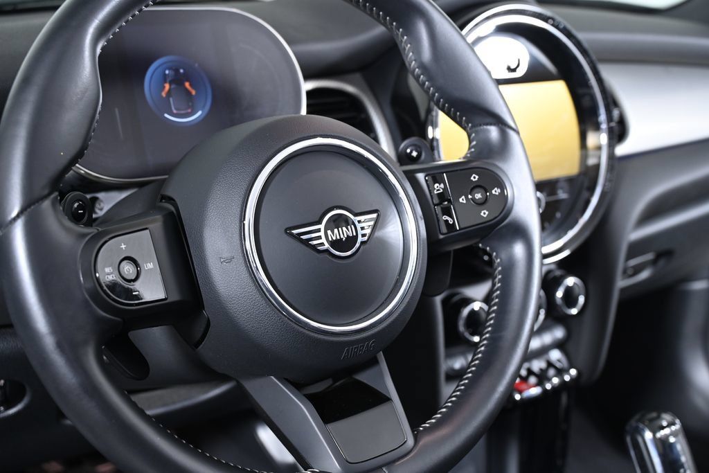 Used 2024 MINI Cooper S FWD image 15