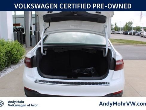 Used 2026 Volkswagen Jetta Sport FWD image 8
