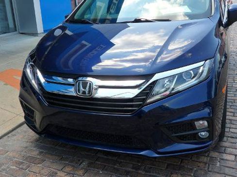 Used 2019 Honda Odyssey EX-L image 2