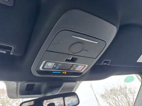 Used 2023 Ford F150 Lariat w/ Equipment Group 502A High image 23