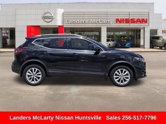 Used 2022 Nissan Rogue Sport SV FWD video 2