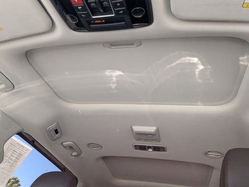 Used 2024 Kia Carnival SX Prestige image 12