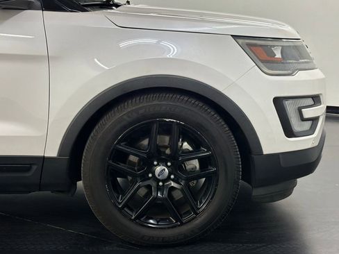 Used 2017 Ford Explorer Sport w/ Equipment Group 401A image 12