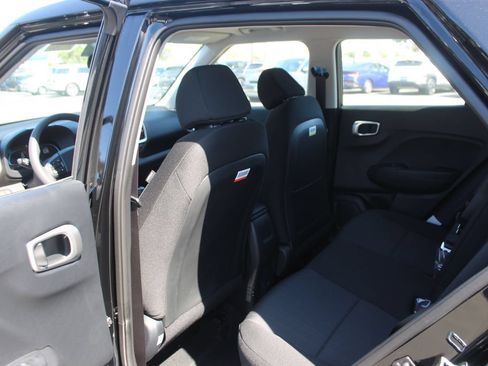 New 2026 Hyundai Venue SE FWD image 14