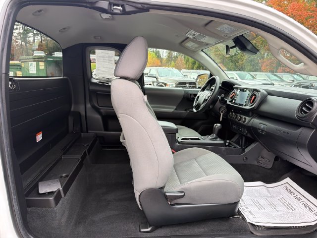 Used 2023 Toyota Tacoma SR AWD/4WD image 25
