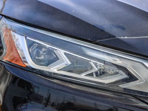 Used 2022 Nissan Altima 2.5 SV image 11