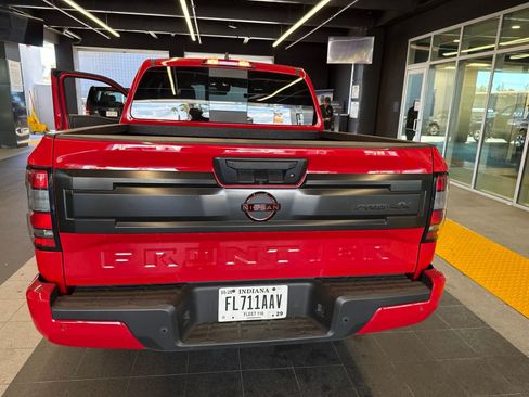 Used 2026 Nissan Frontier PRO-4X AWD/4WD image 15