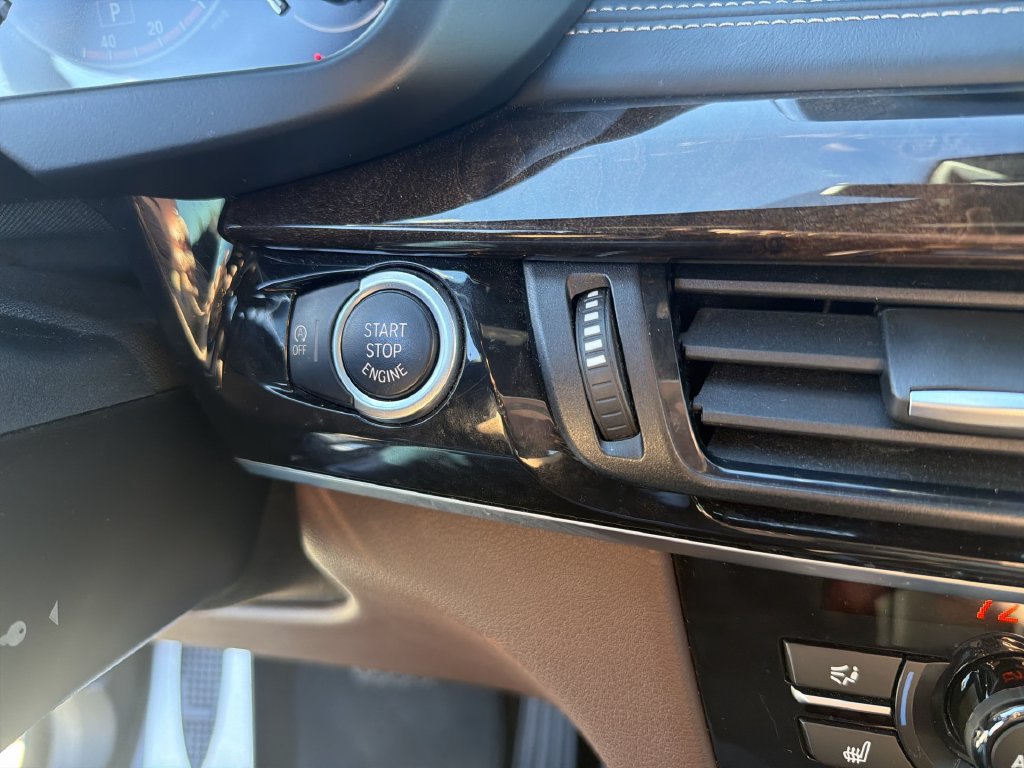 Used 2016 BMW X5 xDrive50i AWD/4WD image 15