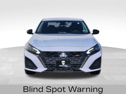 Used 2023 Nissan Altima 2.5 SR
