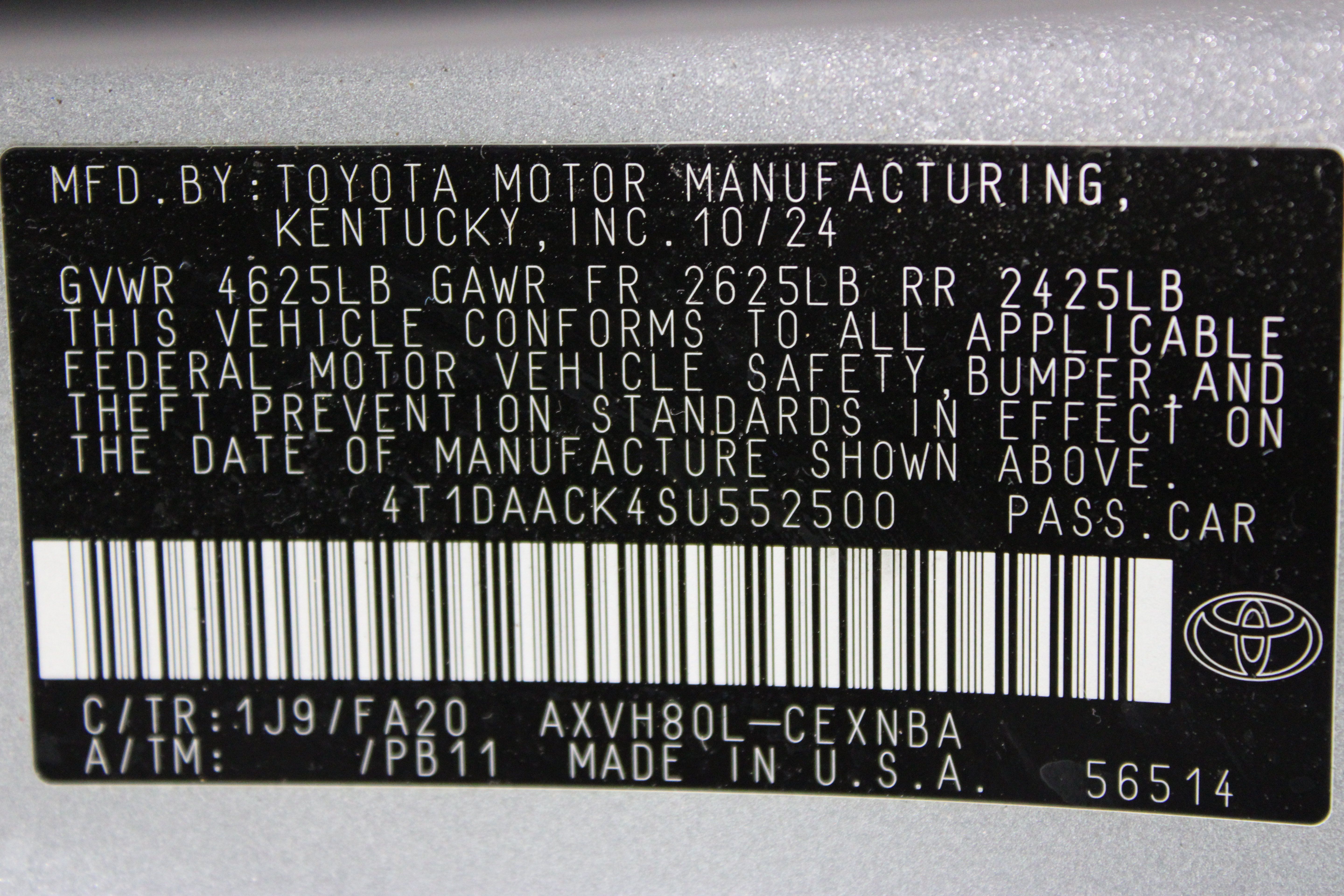 Used 2025 Toyota Camry LE FWD image 39