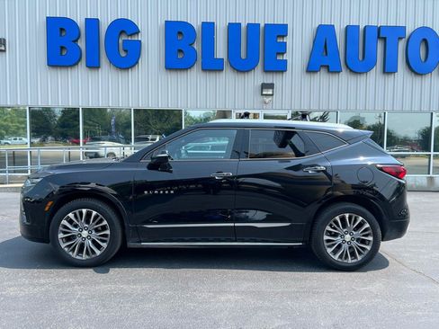 Used 2019 Chevrolet Blazer Premier w/ LPO, 'HIT The Road' Package AWD/4WD image 2