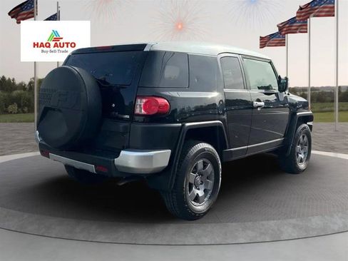 Used 2010 Toyota FJ Cruiser 4WD image 5