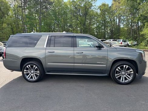 Used 2017 GMC Yukon XL Denali w/ Open Road Package AWD/4WD image 6
