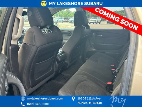 Used 2014 GMC Acadia SLE AWD/4WD image 8