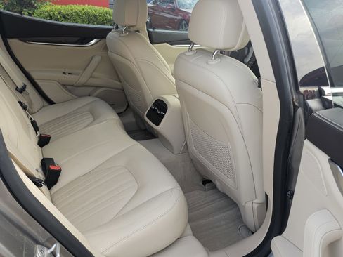 Used 2018 Maserati Ghibli GranLusso image 29