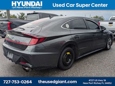 Used 2021 Hyundai Sonata SEL FWD image 2
