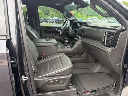 Used 2024 GMC Sierra 1500 AT4X AWD/4WD image 6