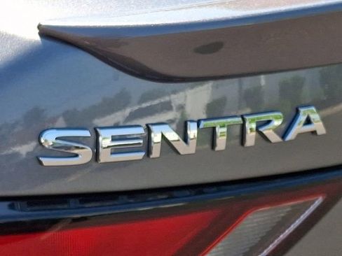 Used 2025 Nissan Sentra SR FWD image 29