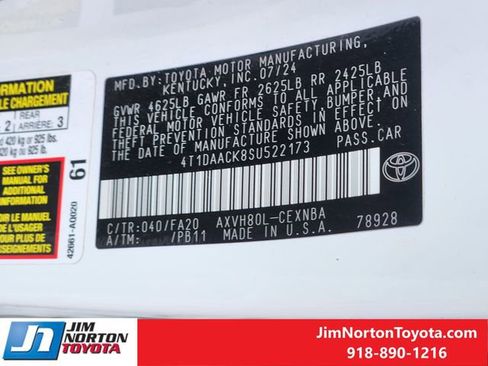 Used 2025 Toyota Camry LE image 33