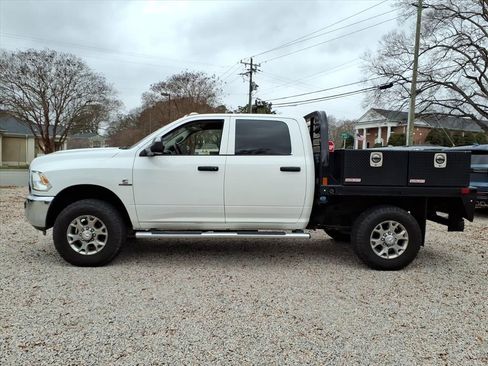 Used 2017 RAM 3500 Tradesman w/ Chrome Appearance Group image 4