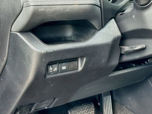 Used 2020 Toyota RAV4 LE w/ Carpet Mat Package FWD image 10