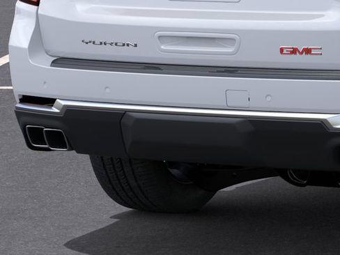New 2026 GMC Yukon Denali w/ Denali Reserve Package AWD/4WD image 14