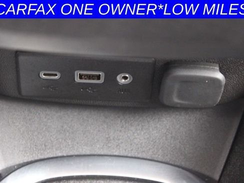 Used 2022 Chevrolet Malibu LT image 36