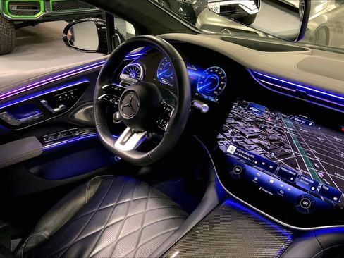 Certified 2023 Mercedes-Benz EQS AMG 4MATIC image 32