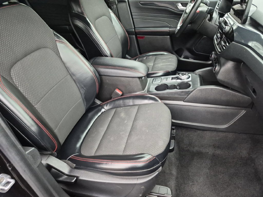 Used 2024 Ford Escape ST-Line AWD/4WD image 21