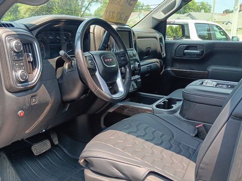 Used 2020 GMC Sierra 1500 Elevation w/ Elevation Value Package AWD/4WD image 11