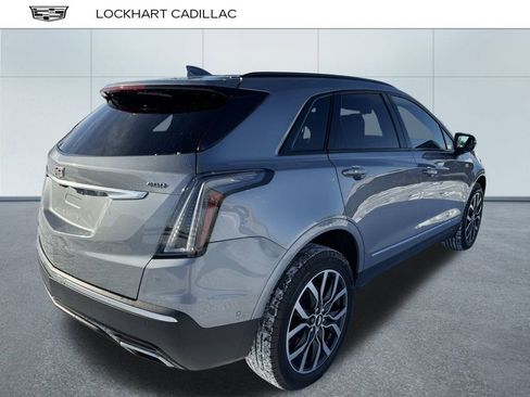 Certified 2024 Cadillac XT5 Sportv w/ Technology Package image 3