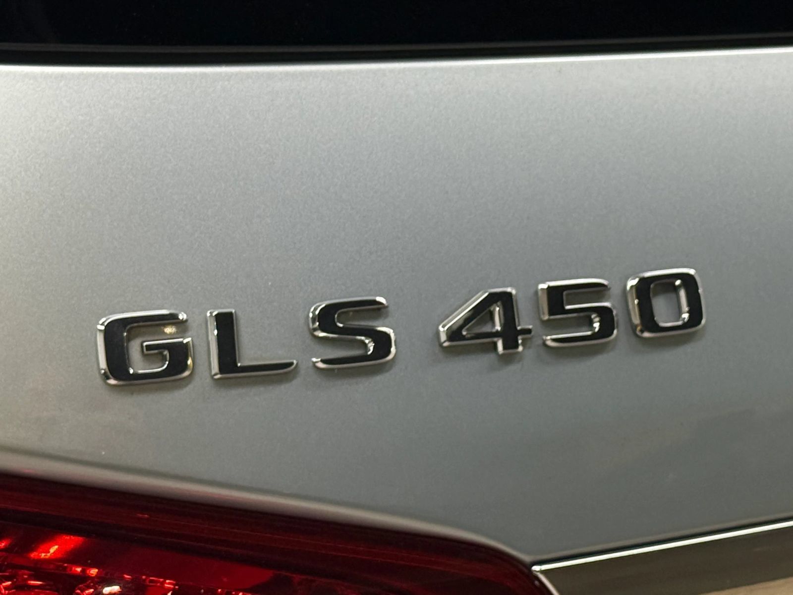 Used 2018 Mercedes-Benz GLS 450 4MATIC image 13