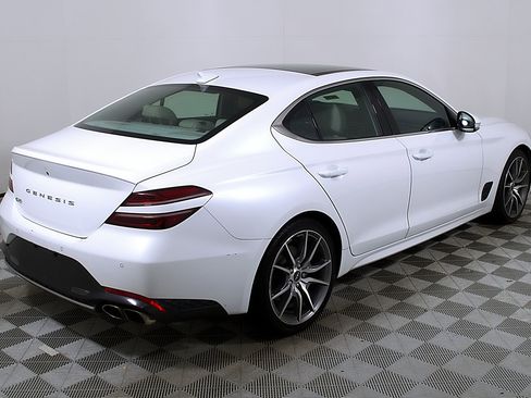 Used 2022 Genesis G70 2.0T w/ Prestige Package image 7