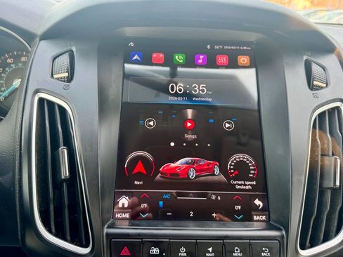 Used 2014 Ford Focus SE image 17