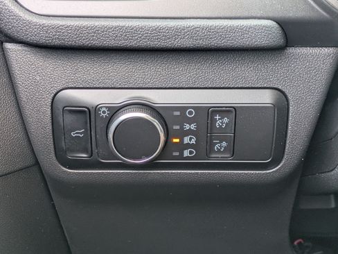 Used 2023 Ford Escape Active w/ Tech Pack #1 AWD/4WD image 21