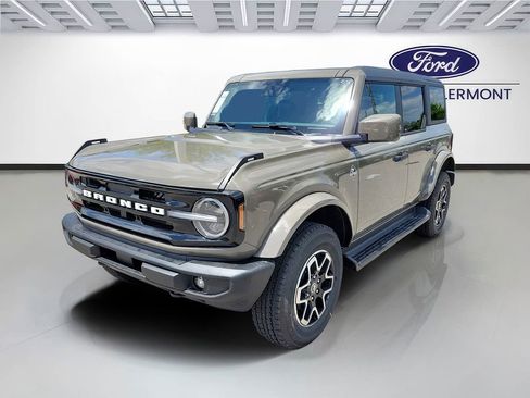 New 2026 Ford Bronco Outer Banks AWD/4WD image 2