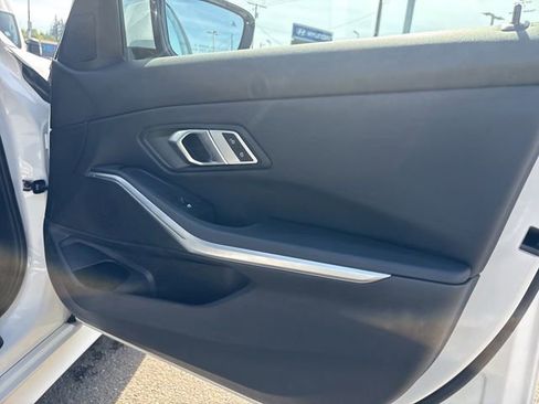 Used 2023 BMW 330i Sedan RWD image 8